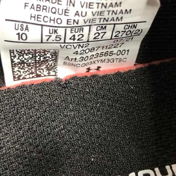 Under Armour Charged Vantage 2 Running Shoe Womens Size 10 Black 3023565-001 EUC - Picture 8 of 9